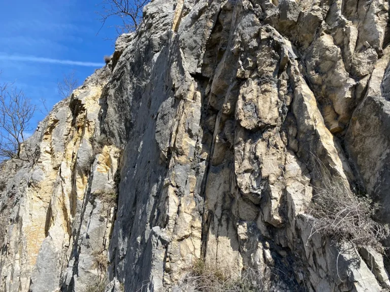 Consolidamento versanti rocciosi